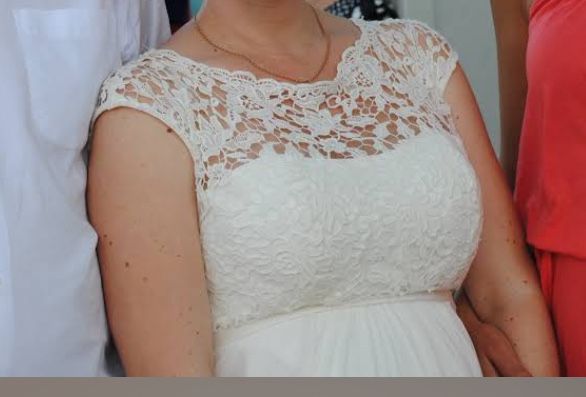 Весільна сукня легка