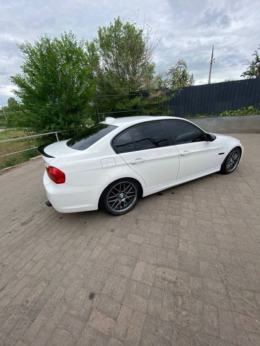 BMW е90 335і 2008