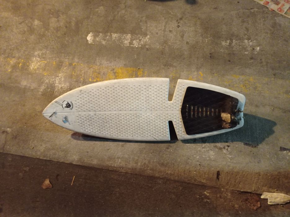 Waveboard em forma de prancha de surf