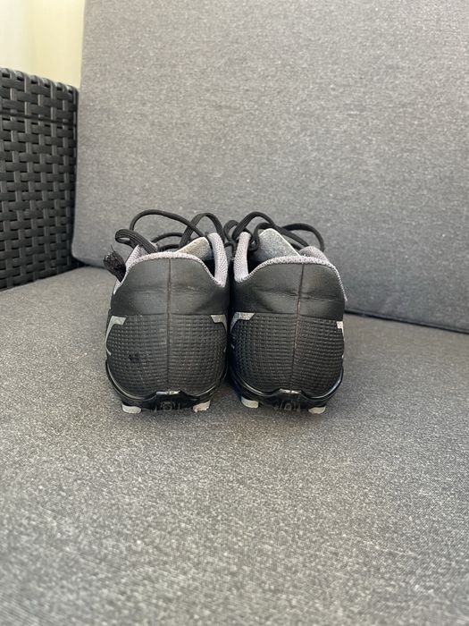 Бутси nike  футбольне взуття 36,5 см