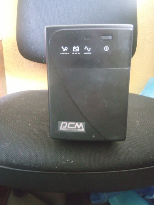 Упс. Пристрій безперебійного живлення