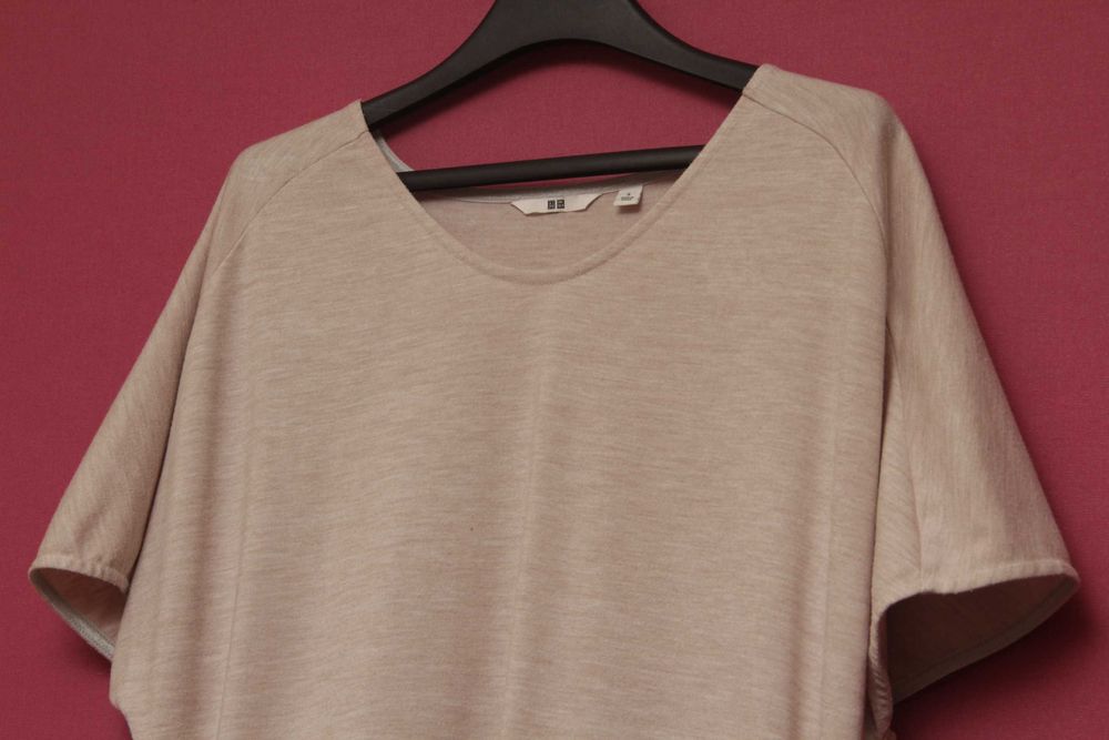 Uniqlo рр S-M платье из вискозы и полиестера