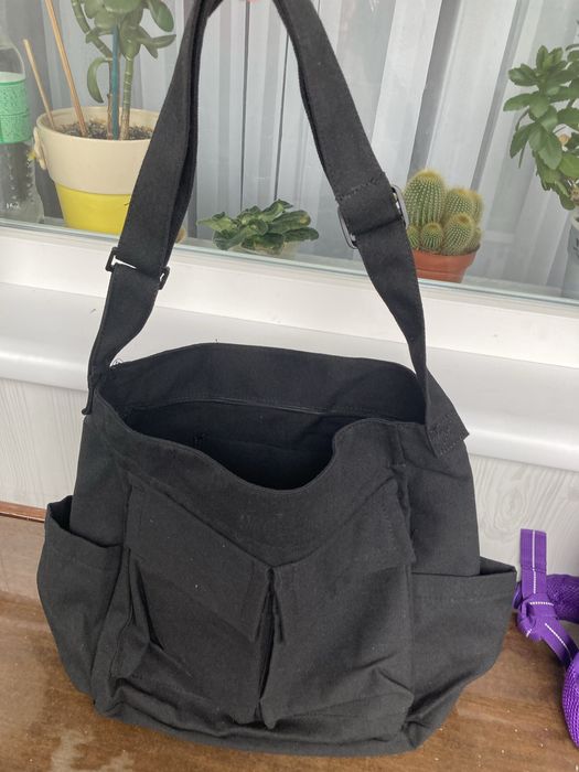 Сумка чорна з карманами