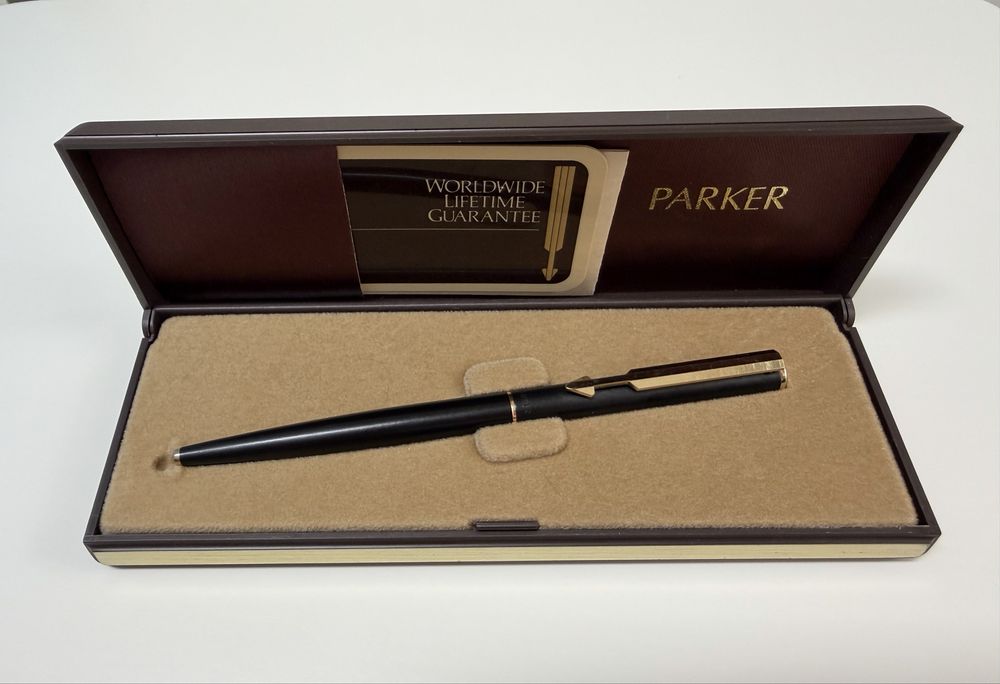 Esferográfica Parker cor Preto Baço - Anos 80