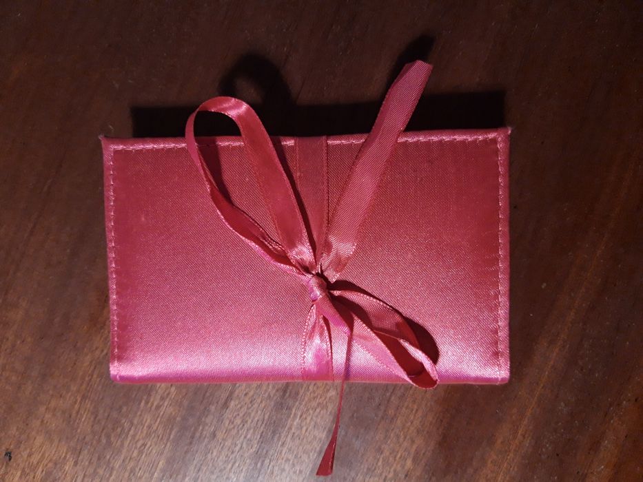 Conjunto de manicure cor-de-rosa - nunca usado!