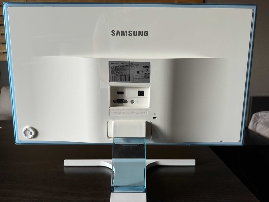 Монитор 23.6" Samsung S24E391HL