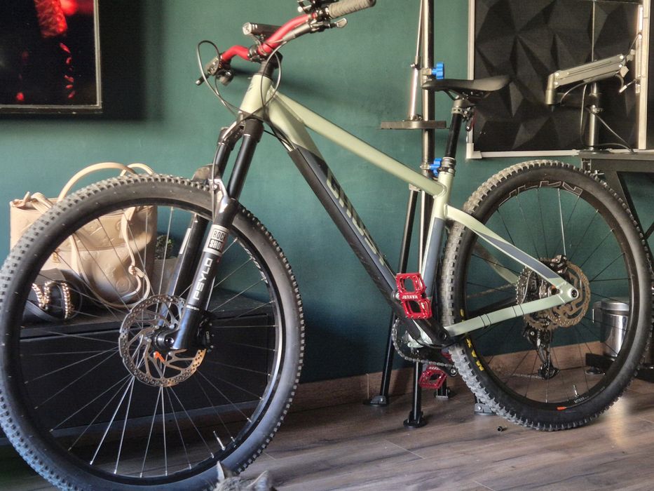 Rower custom ht rock shox