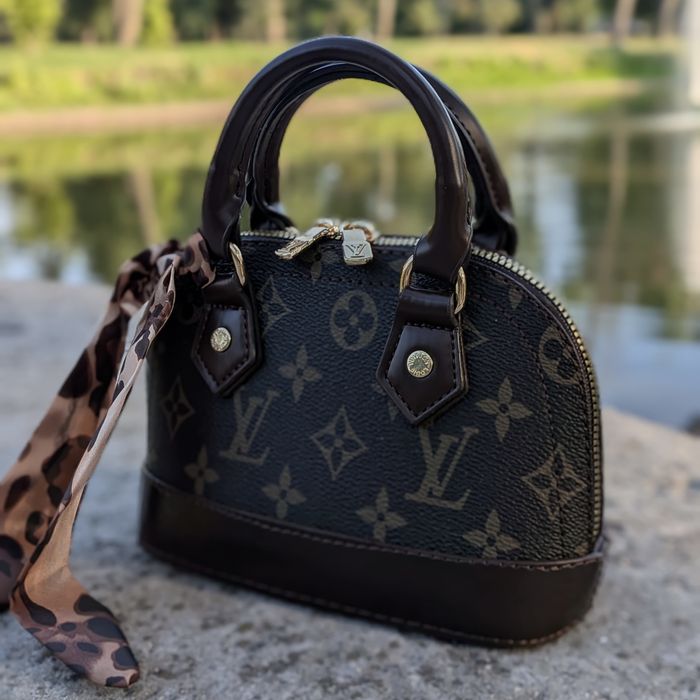 Хіт! Стильна сумочка Louis Vuitton Alma BB Mini / сумка луі вітон