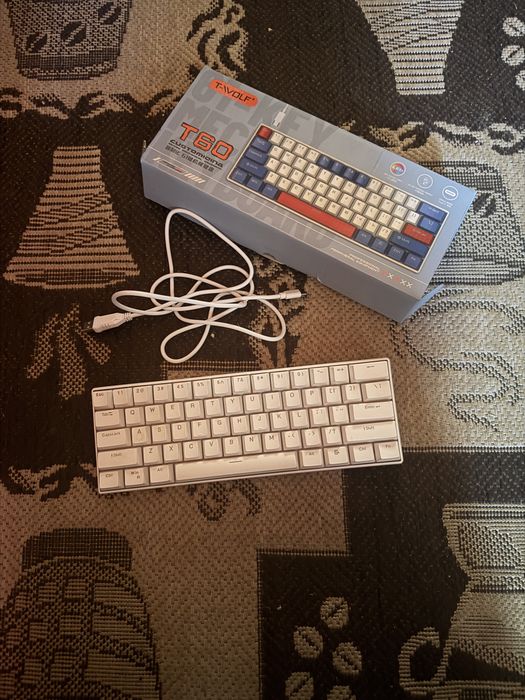 Игровая механическая клавиатура T-WOLF T60 (60%, RGB, Type-C)