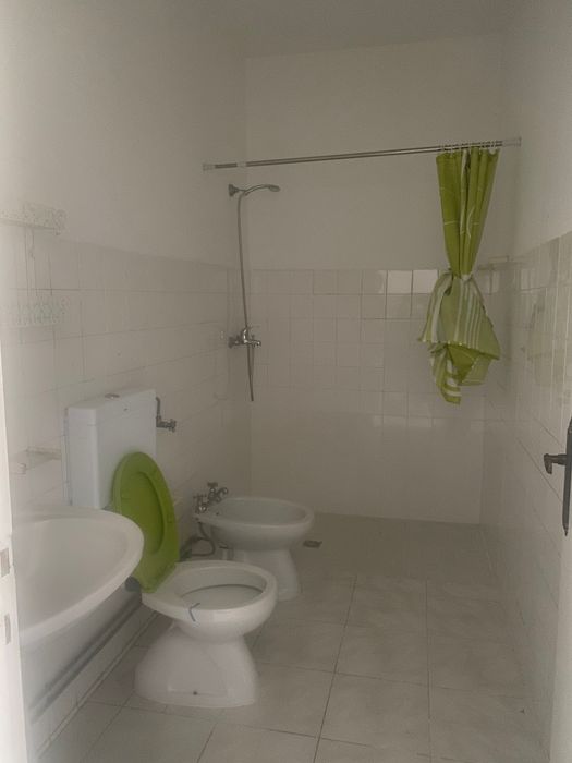Apartamento T2 na Marinha Grande com bons acessos,