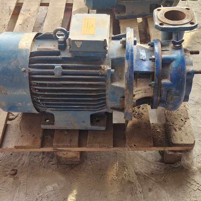 Sprzedam pompę 80 pjm 200 z silnikiem 11kw 2900 obrotów