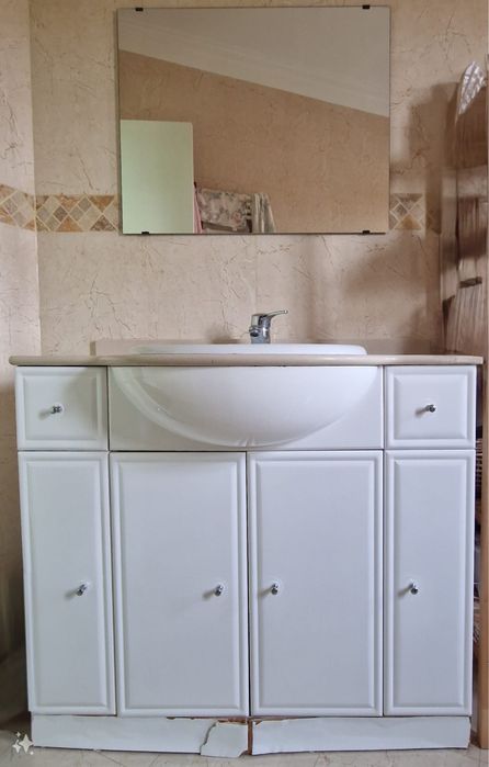 Vendo móvel de casa de banho c/ tudo incluído