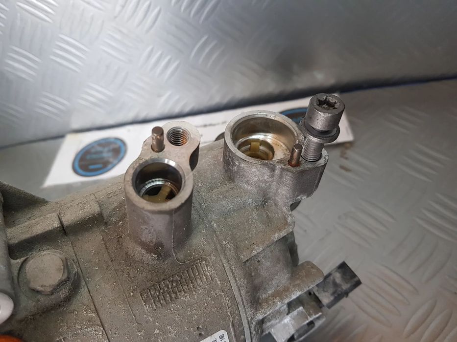 Compressor Ar condicionado Vw Polo Caddy Seat Ibiza 6J Skoda Fabia