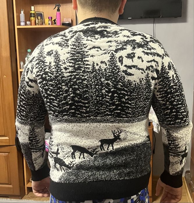 Светр новорічний