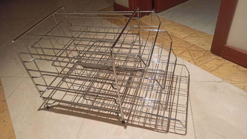 Arquivador ou bandeja de papeis em Inox