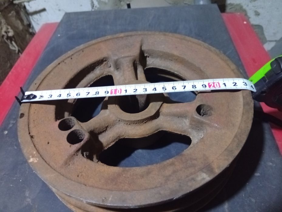 Продам шків 23 см профільС