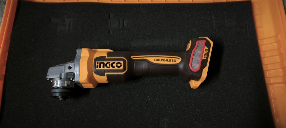 Vendo conjunto de máquinas a bateria.