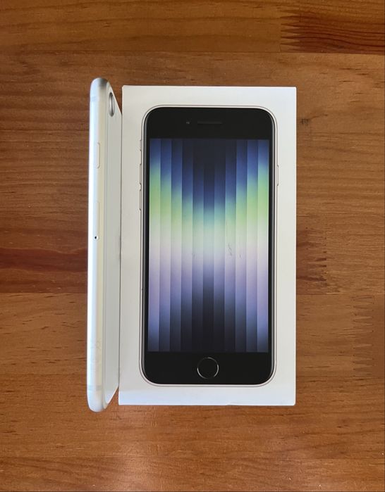 iPhone SE 2.ª Geração | Starlight | 64 GB + 4 Capas + Película