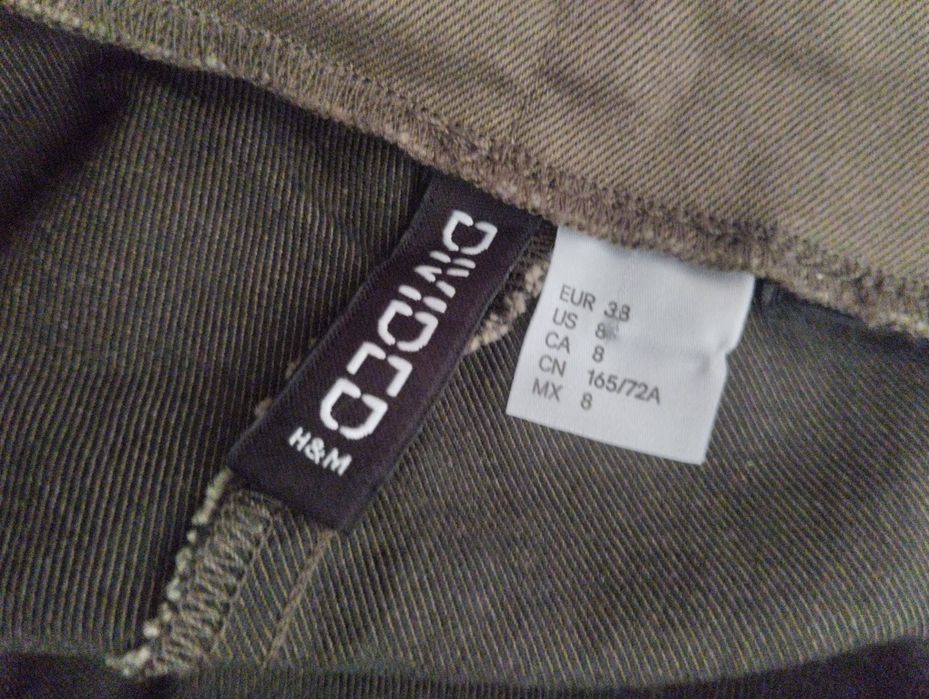Calças de mulher 13€ cada