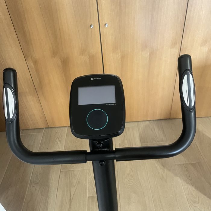 Bicicleta estática Domyos Essential 06