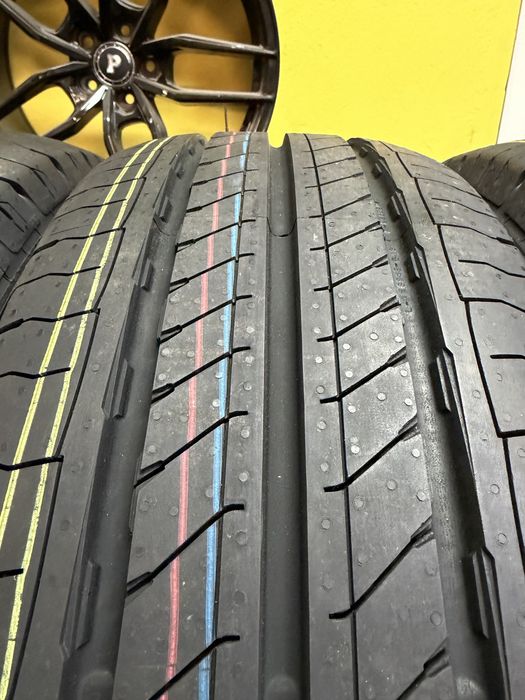 Opony letnie 235/65R16C 121/119R Continental VanContact Ultra | 2025