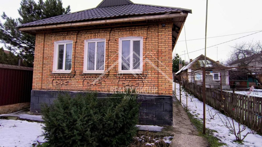 Продам будинок у ЦМ рн  вул. Мерецькова