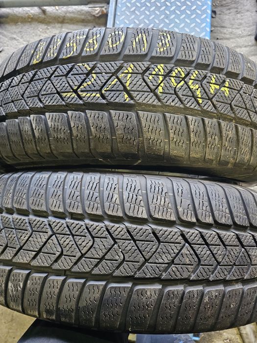 Opony Zimowe R18 225/60-Pirelli-8mm-21rok