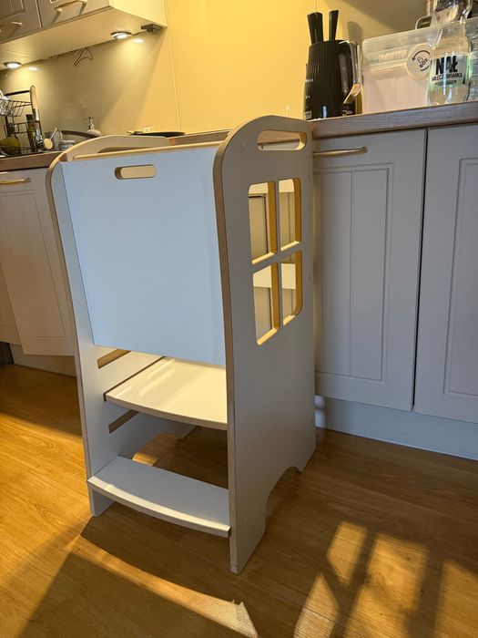 Pomocnik kuchenny- kitchen helper