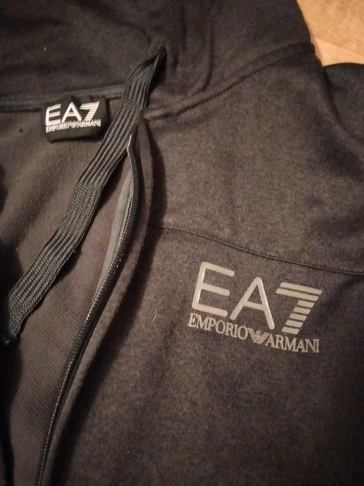 Giorgio Armani bluza z kapturem