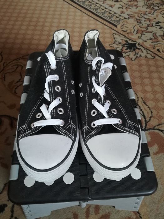 Tenisówki uniseks 39