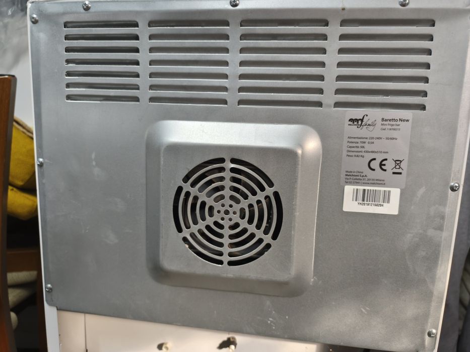 Sprzedam Mini lodówka mini lodówkę