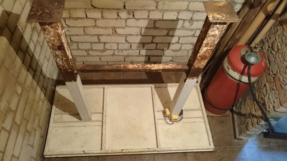 Стол металлический для стационарной установки