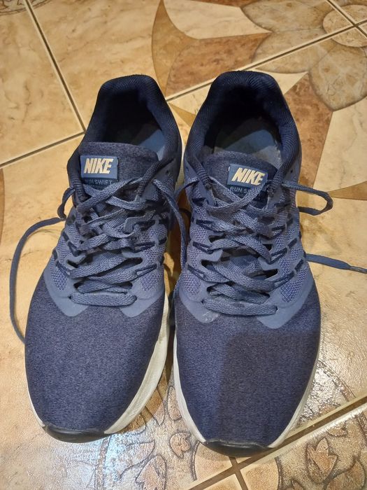 Adidasy nike 40 do biegania i nie tylko