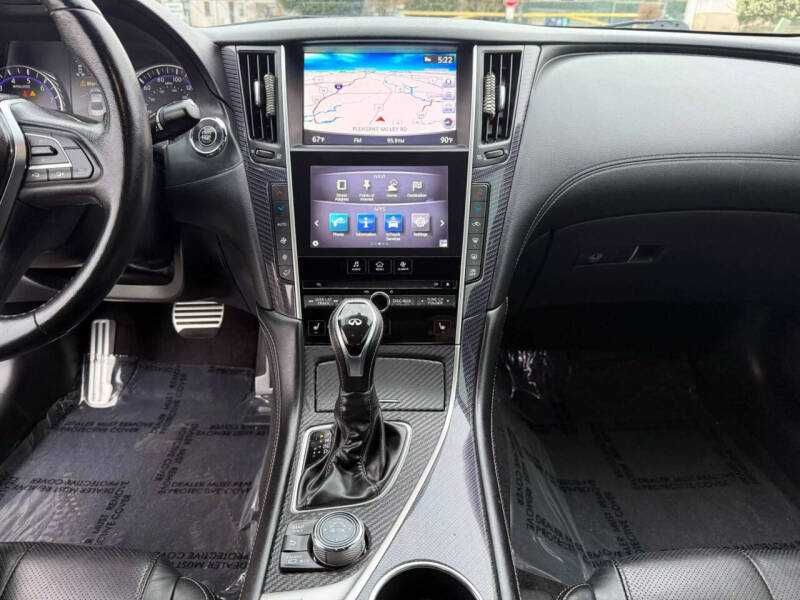 2017 Infiniti Q60 3.0T Sport