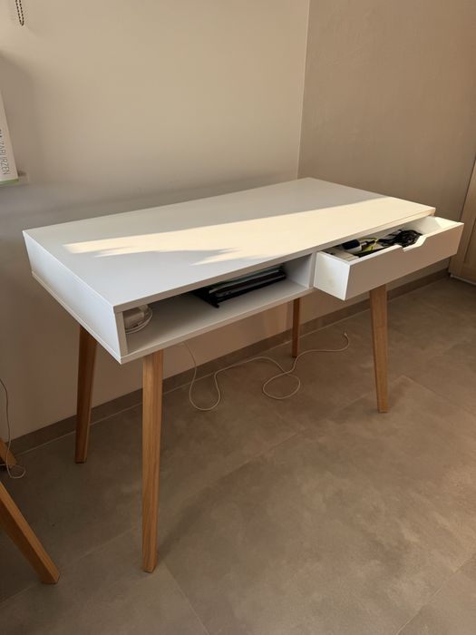 Biurko skandynawskie JYSK 100x50cm - druga sztuka gratis