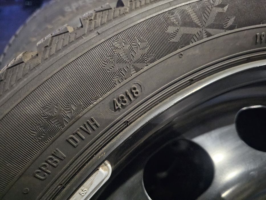 Koła Zimowe Renault Scenic IV-R20 5x114.3-Semperit 8mm+ Czujniki