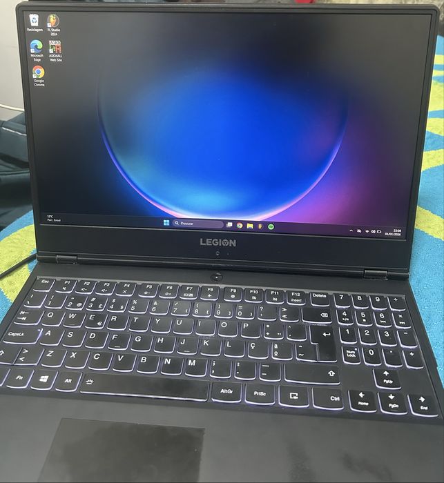 Portatil Lenovo Legion (16gb Ram. GTX 1650)