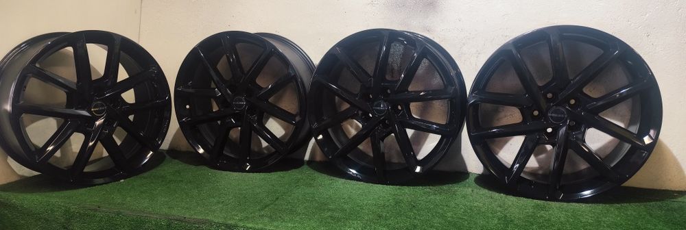 Felgi aluminiowe Borbet 19"8J Et39 5x112 VW Seat Skoda Audi Mercedes BMW