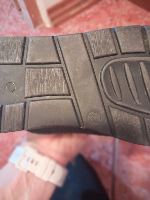 Buty damskie miekkie na koturnie