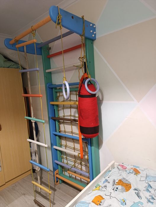 Parque infantil transformável