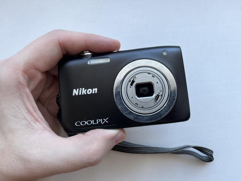 Фотоаппарат компактна камера nikon coolpix s2600 14.0 mp