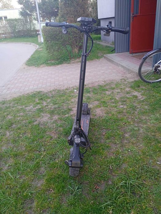 Hulajnoga elektryczna
