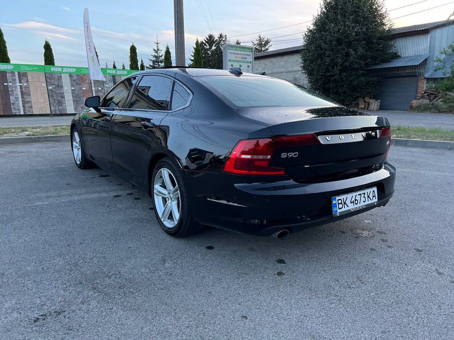 Продам Volvo S90