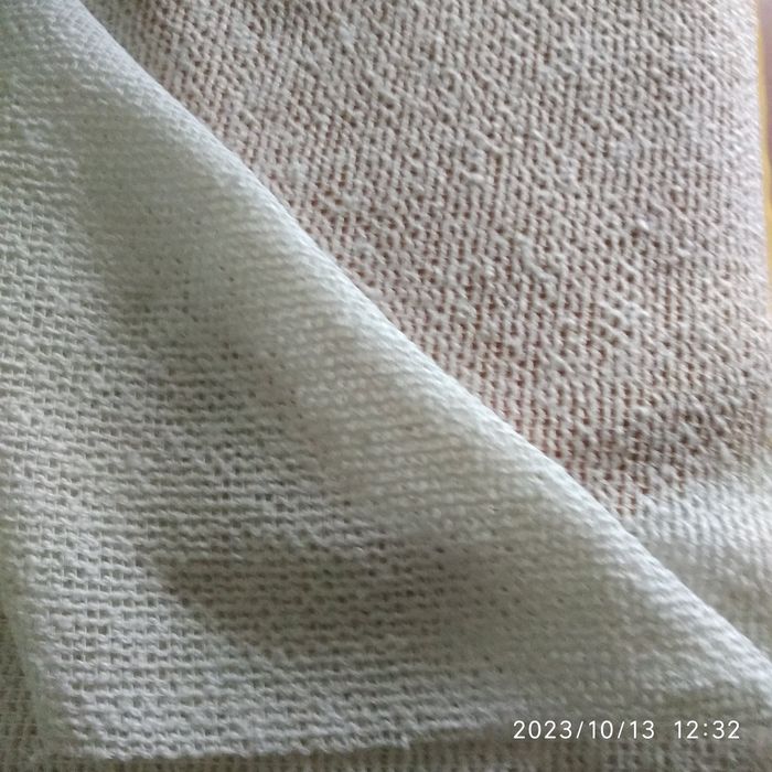 Отрезы тканей разные