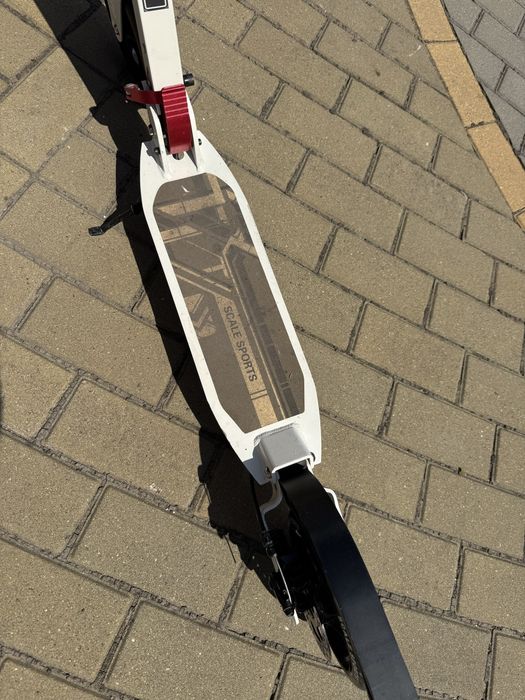 Двоколісний самокат Scale Sports Білий з дисковим гальмом — міський самокат з амортизаторами та колесами 200 мм