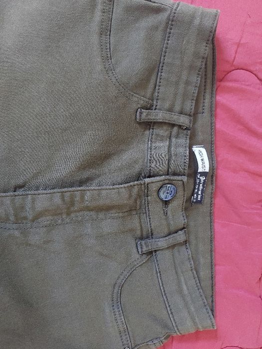 Calças de sra 38 Stradivarius