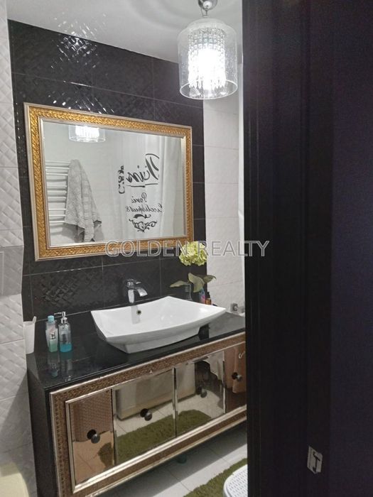 Оренда 3-к. квартири в центрі міста, вул. Вадима Благовісного / Громадянська