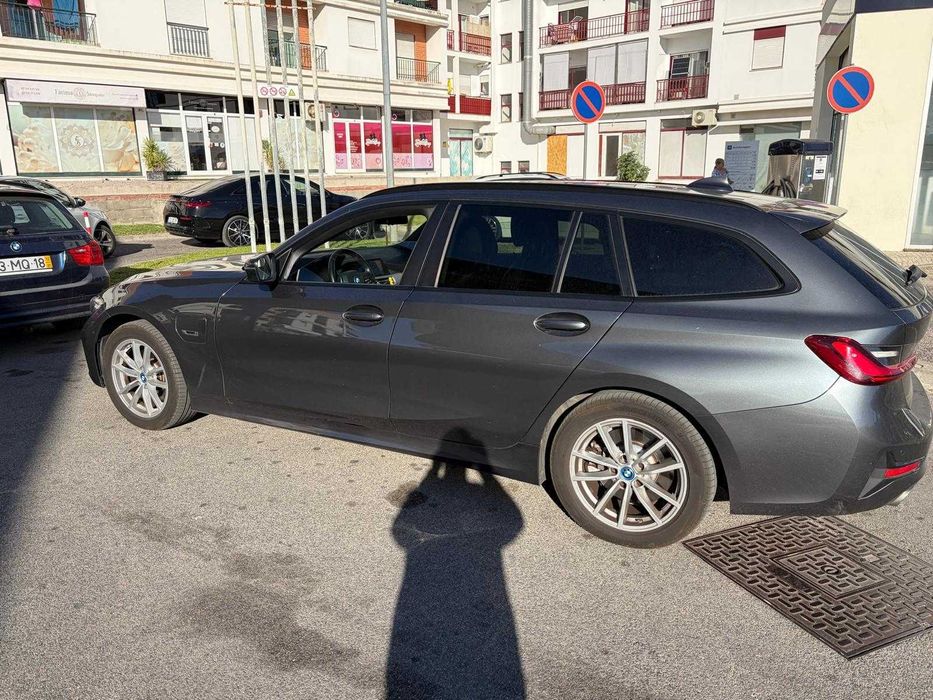 BMW 320e Station Corporate Edition Auto — photo 2