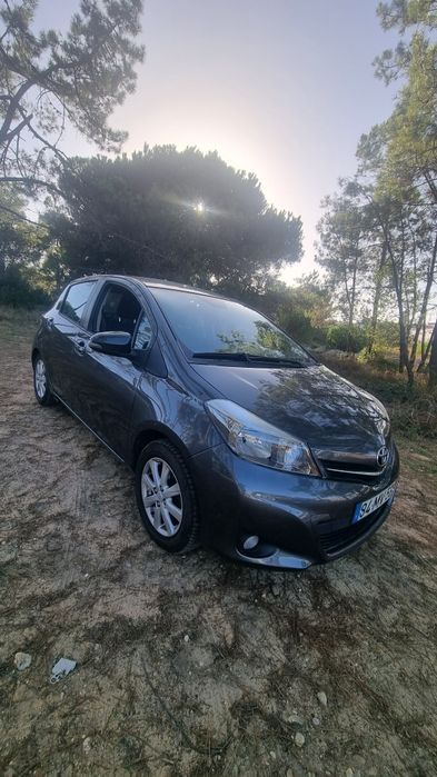 Toyota Yaris 1.0 VVT-I - Excelente estado