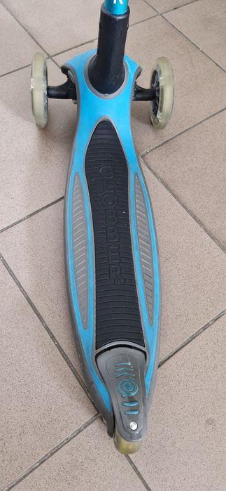 Самокат Globber (4-12 років)